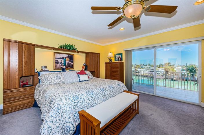 Image No.20-Propriété de 3 chambres à vendre à St. Petersburg