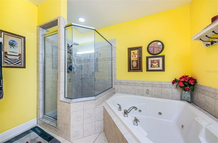 Image No.22-Propriété de 3 chambres à vendre à St. Petersburg