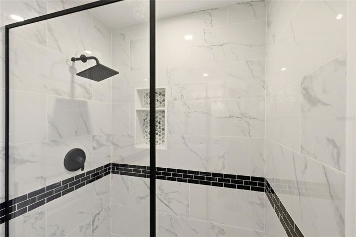 Image No.9-Propriété de 5 chambres à vendre à Sarasota