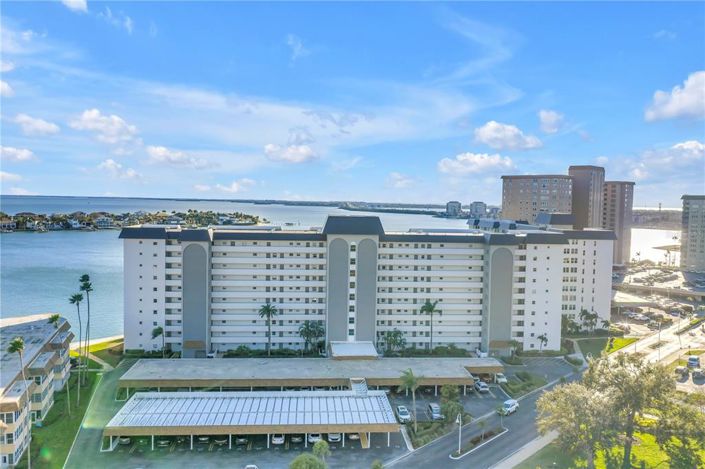 Image No.50-Propriété de 2 chambres à vendre à St. Petersburg