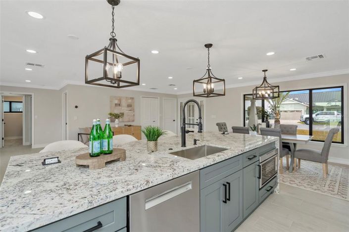 Image No.16-Propriété de 3 chambres à vendre à Treasure Island