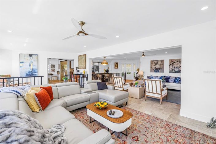 Image No.28-3 Bed Property for sale