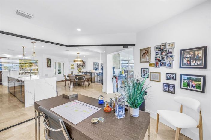 Image No.32-3 Bed Property for sale