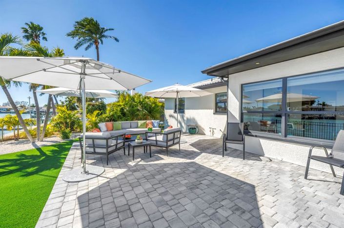 Image No.56-3 Bed Property for sale