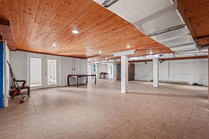 Image No.26-3 Bed Property for sale