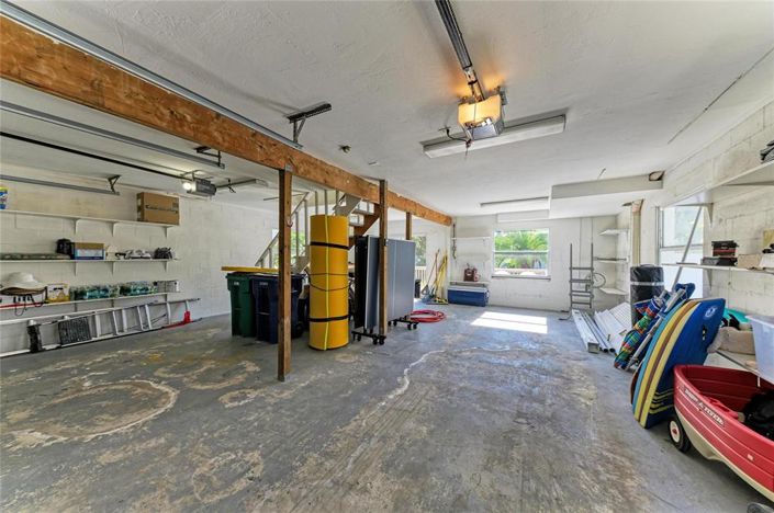 Image No.32-4 Bed Property for sale