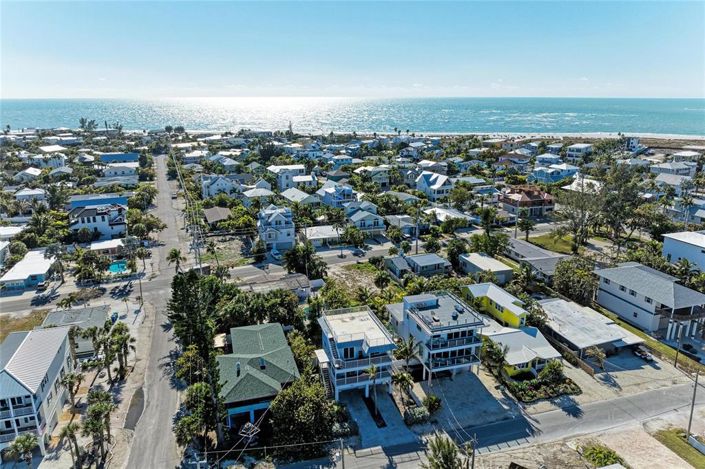 Image No.51-4 Bed Property for sale