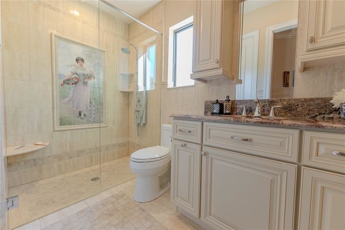 Image No.35-5 Bed Property for sale