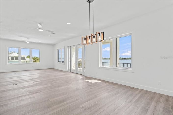 Image No.53-Propriété de 4 chambres à vendre à St. Pete Beach