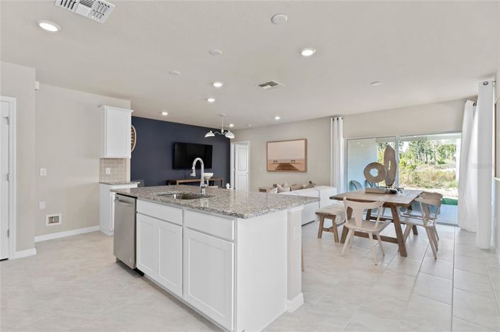 Image No.4-Propriété de 4 chambres à vendre à Davenport