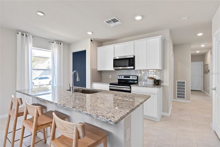 Image No.6-Propriété de 4 chambres à vendre à Davenport