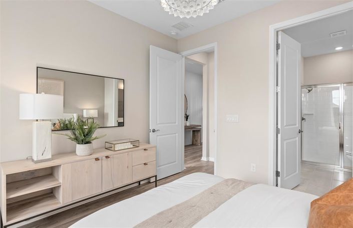 Image No.30-4 Bed Property for sale