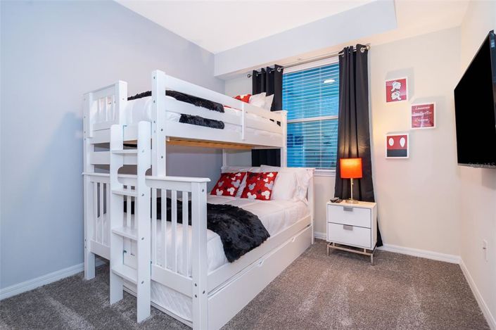 Image No.17-2 Bed Property for sale