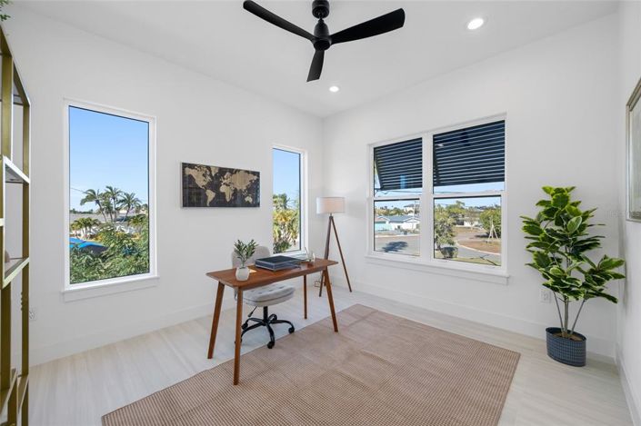 Image No.21-6 Bed Property for sale