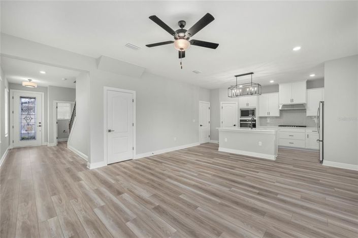 Image No.3-Propriété de 4 chambres à vendre à Kissimmee