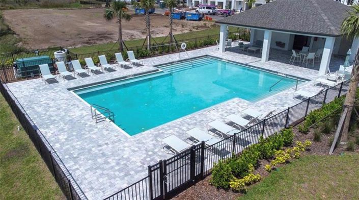 Image No.10-3 Bed Townhouse for sale