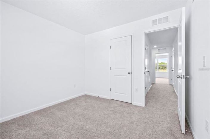 Image No.13-3 Bed Townhouse for sale