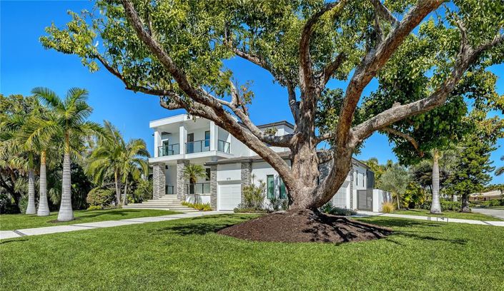 Image No.2-Propriété de 4 chambres à vendre à Sarasota