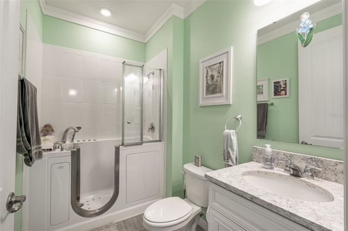 Image No.22-3 Bed Property for sale