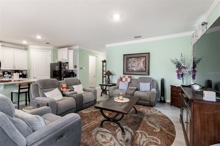 Image No.8-3 Bed Property for sale