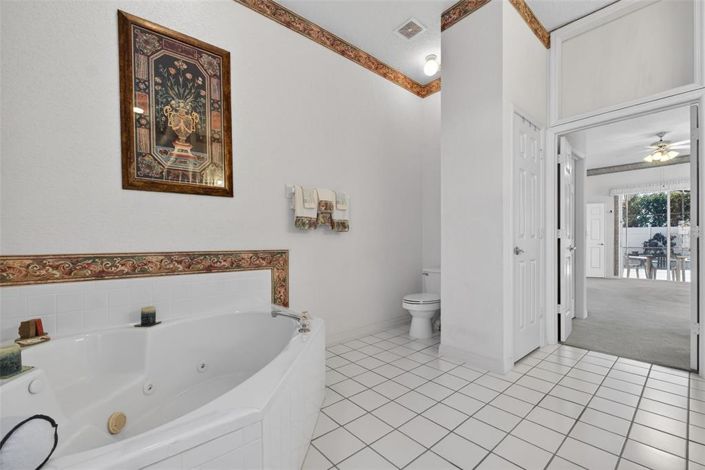 Image No.12-3 Bed Property for sale