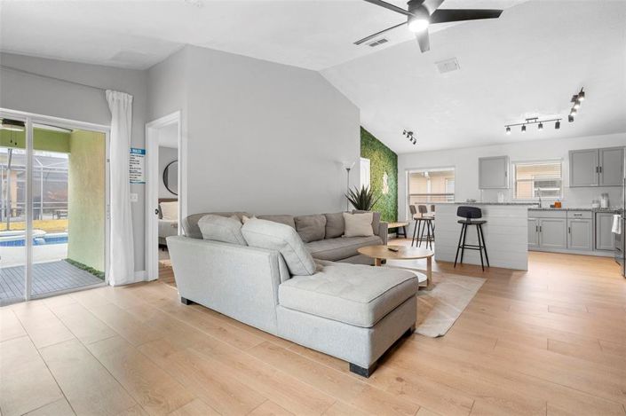 Image No.17-Propriété de 4 chambres à vendre à Davenport