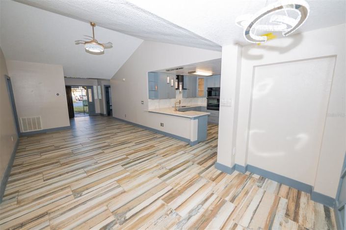 Image No.9-Propriété de 5 chambres à vendre à Kissimmee