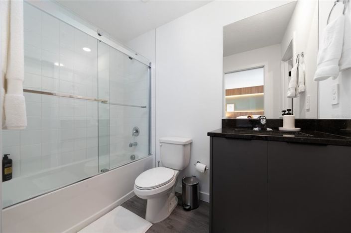 Image No.17-3 Bed Townhouse for sale