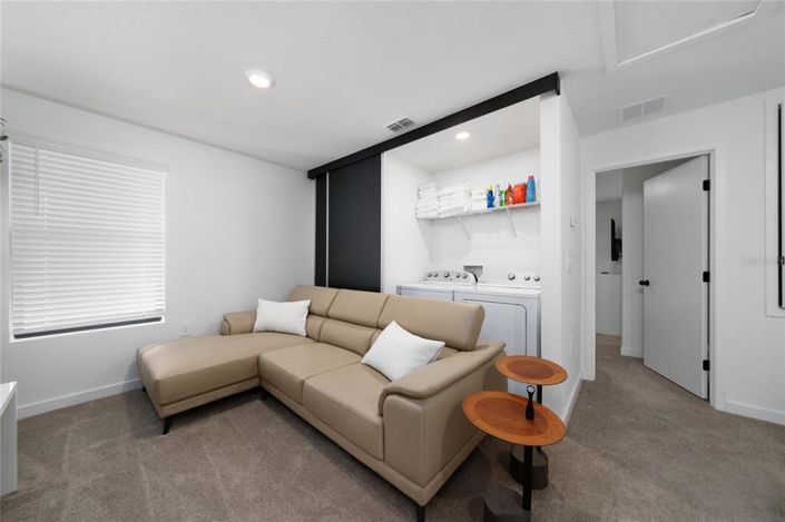 Image No.18-3 Bed Townhouse for sale