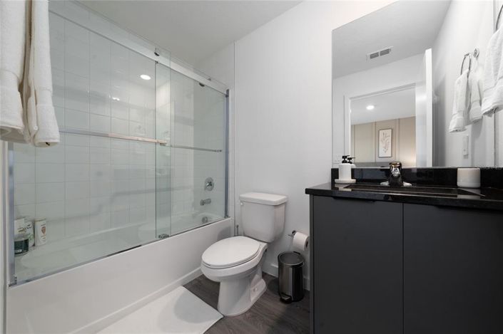 Image No.21-3 Bed Townhouse for sale