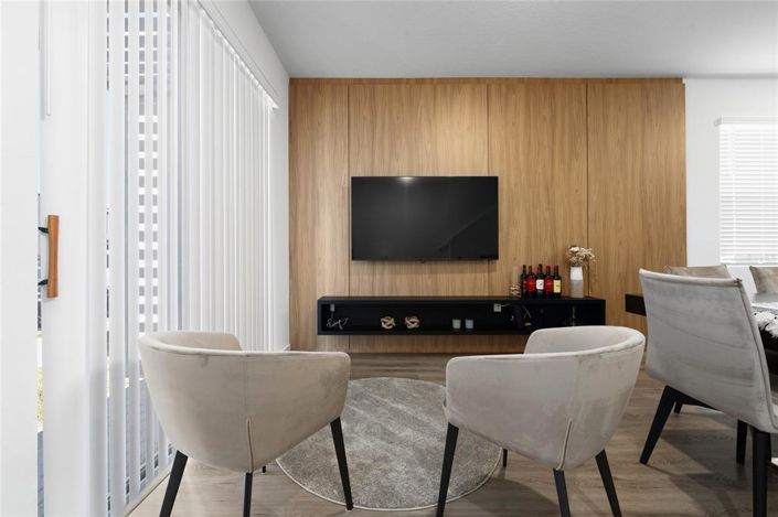 Image No.4-3 Bed Townhouse for sale