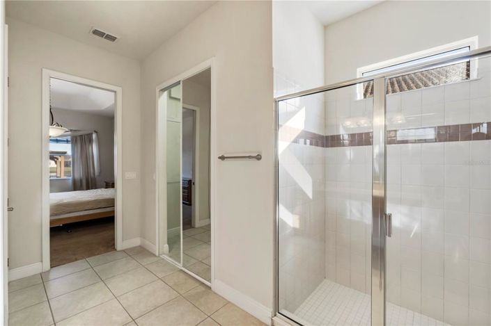 Image No.35-5 Bed Property for sale