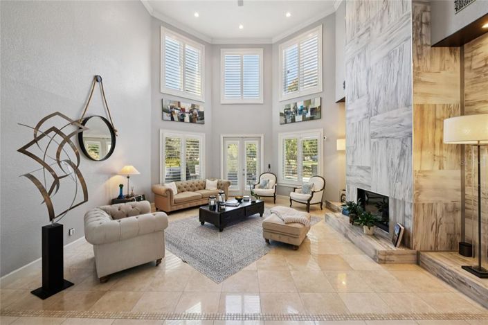 Image No.10-4 Bed Property for sale