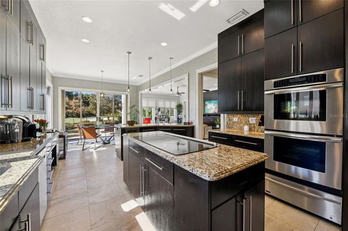 Image No.19-4 Bed Property for sale