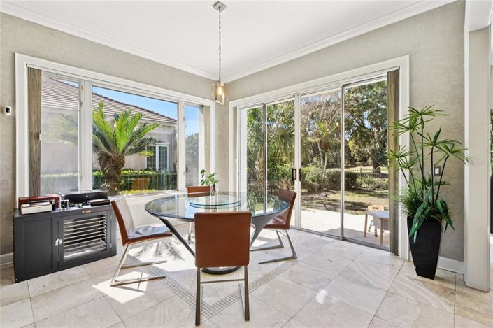 Image No.21-4 Bed Property for sale