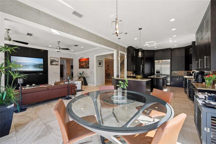 Image No.23-4 Bed Property for sale