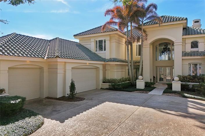 Image No.4-4 Bed Property for sale