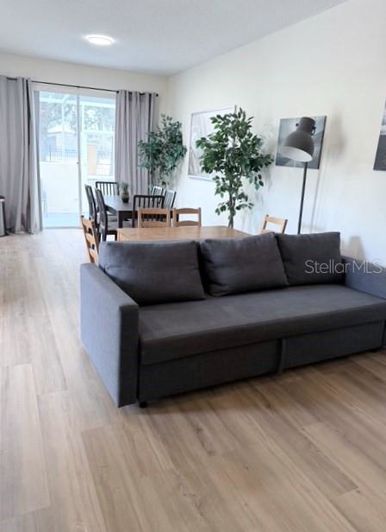 Image No.21-4 Bed Townhouse for sale