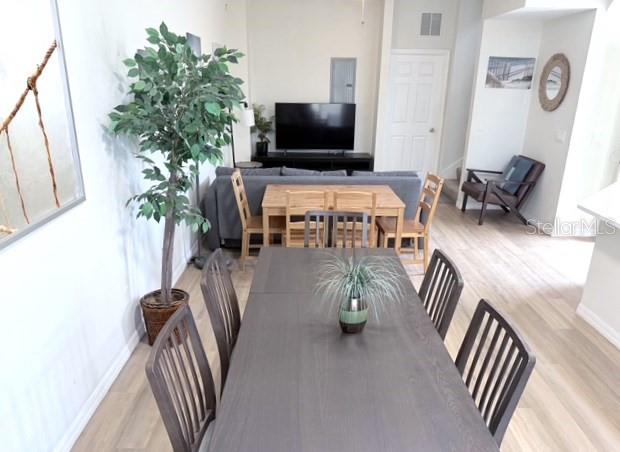 Image No.22-4 Bed Townhouse for sale