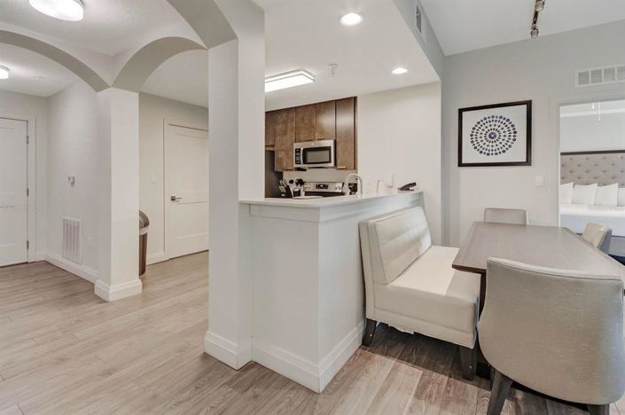 Image No.4-2 Bed Property for sale