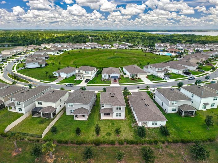 Image No.52-5 Bed Property for sale