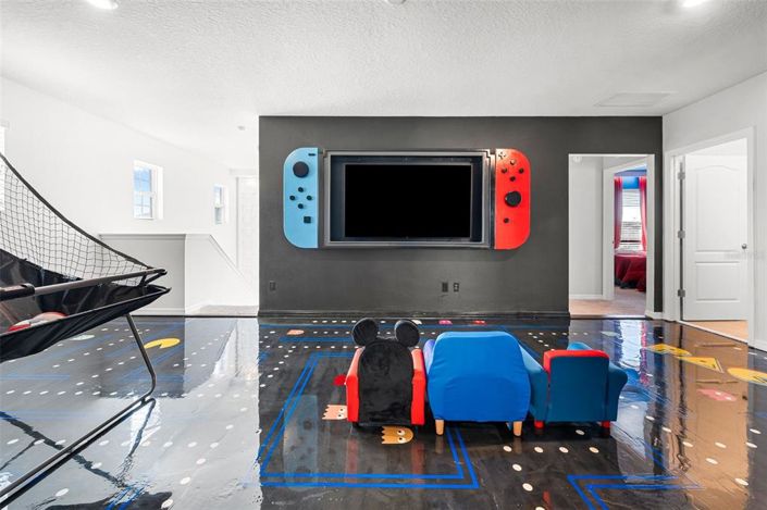 Image No.41-6 Bed Property for sale