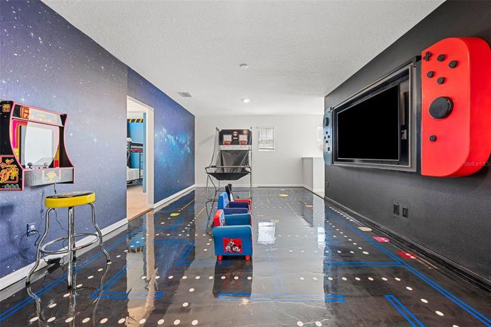 Image No.43-6 Bed Property for sale