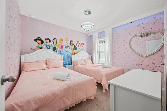 Image No.49-6 Bed Property for sale