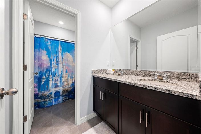 Image No.53-6 Bed Property for sale