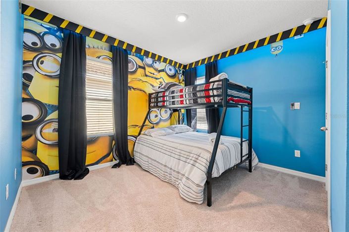 Image No.55-6 Bed Property for sale