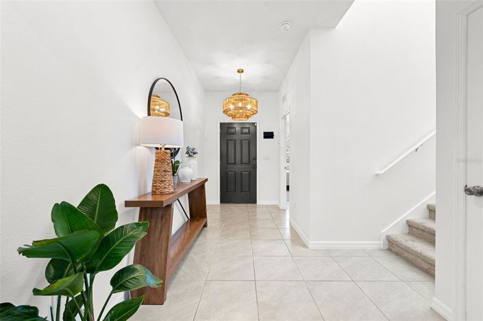 Image No.7-6 Bed Property for sale