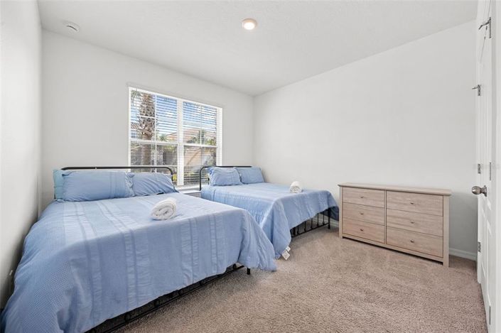 Image No.9-6 Bed Property for sale