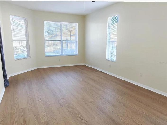 Image No.13-Propriété de 5 chambres à vendre à Orlando