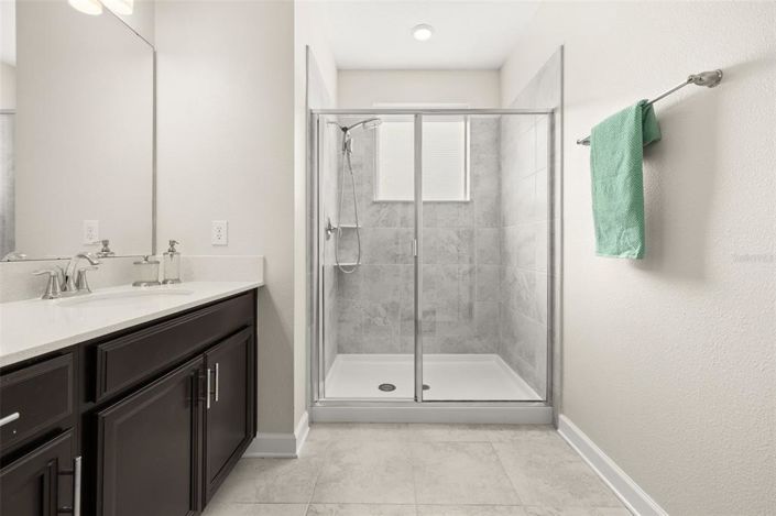 Image No.13-3 Bed Townhouse for sale